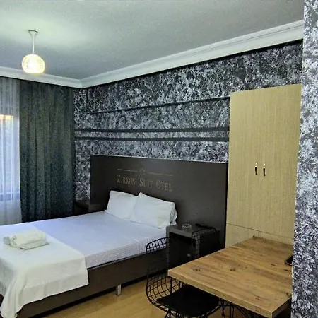 Zirkon Suit Apartment *