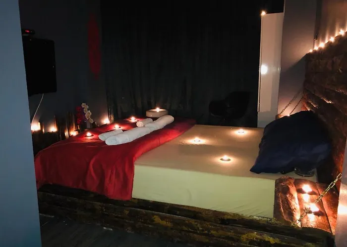 Zirkon Suit アパート *