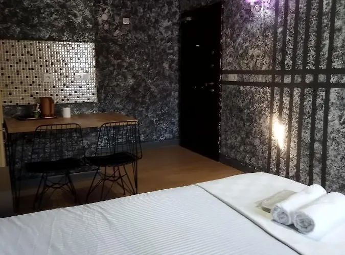 Zirkon Suit アパート