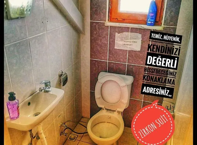 Zirkon Suit アパート *