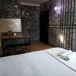 Zirkon Suit Апартаменты
